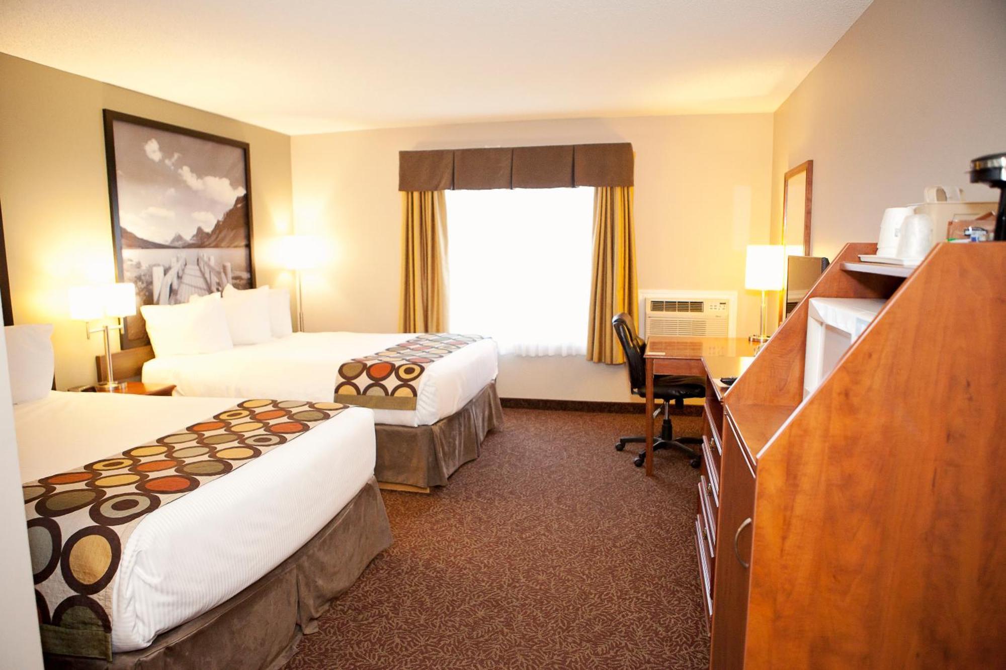 Super 8 by Wyndham Cochrane Hotell Exteriör bild