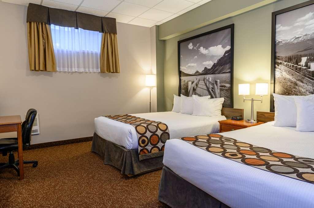 Super 8 by Wyndham Cochrane Hotell Rum bild